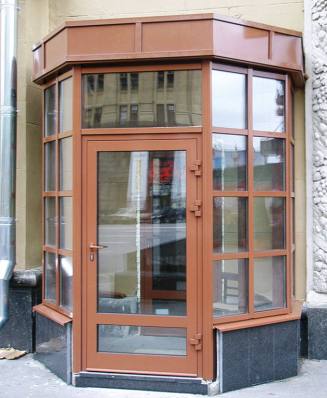 входная пластиковая дверь